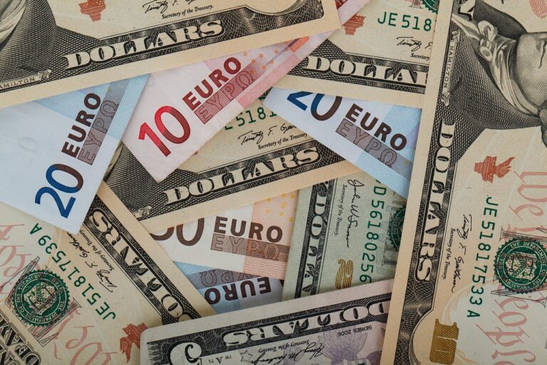 Dirham en baisse : l&rsquo;euro à 11,18 DH, entre pression des importations et contexte international